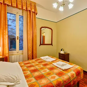 la-mar-apartments-at-rialto.hotelinveneto.com/